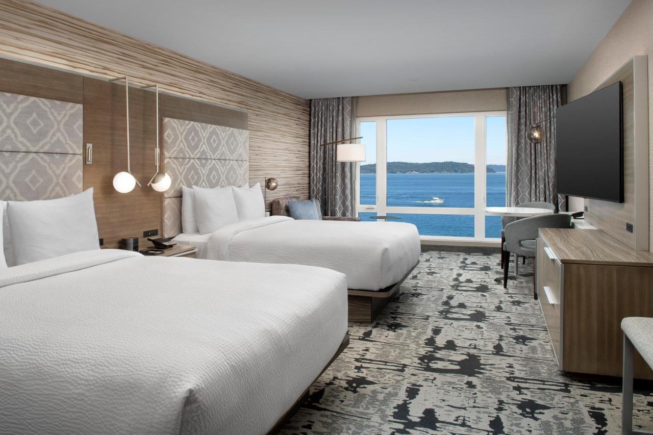 Silver Cloud Hotel Tacoma At Point Ruston Waterfront Bagian luar foto